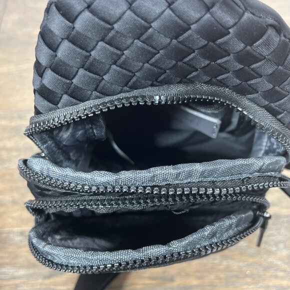 SOL & SELENE Beyond The Horizon Woven Neoprene Sling Bag Black NWOT - Picture 8 of 10